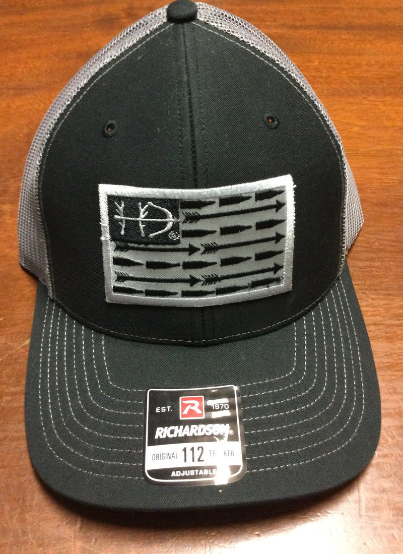 Outdoorsman Hat Arrows and Ammo